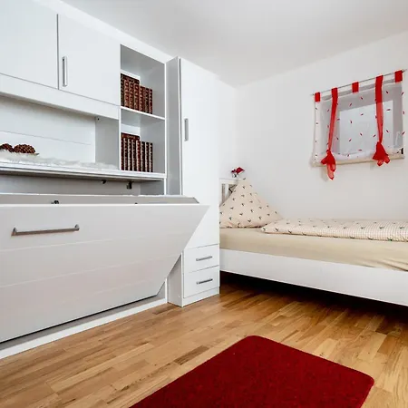 Appartement Rubi8 *